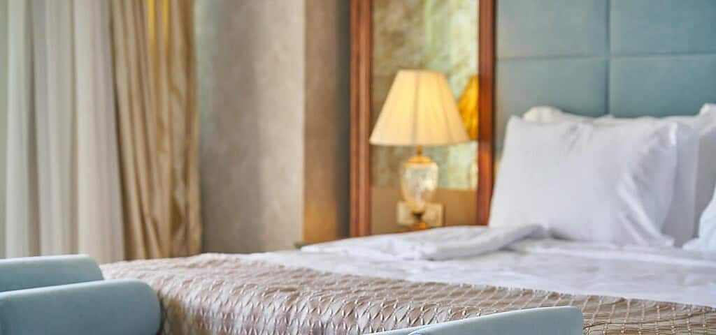 Mobilier hotelier realizat la comanda